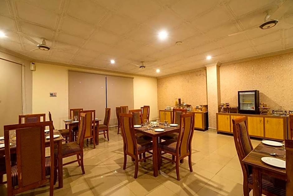 Hotel One Lalazar Multan
