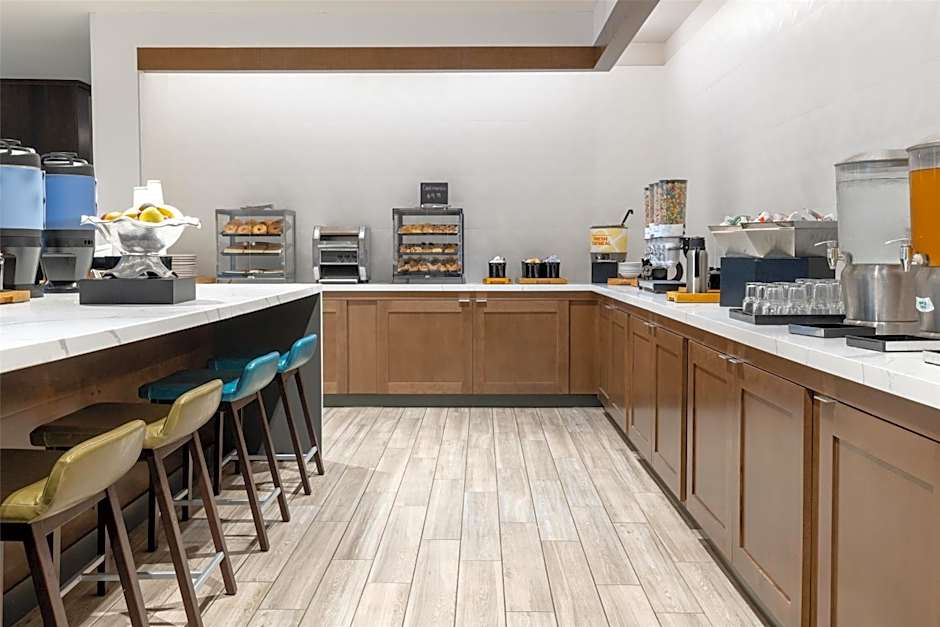 Hilton Garden Inn Hanover Arundel Mills BWI Airport