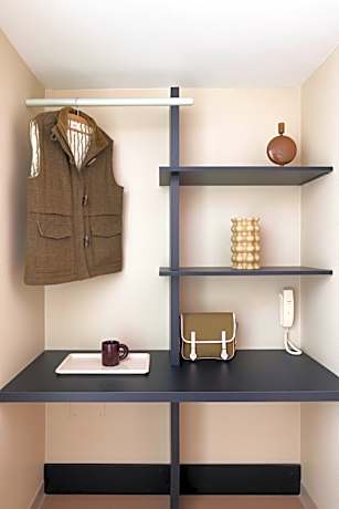 Prestige triple room (2 single beds & 1 single sofa-bed)