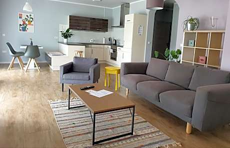 Apartment with Garden View