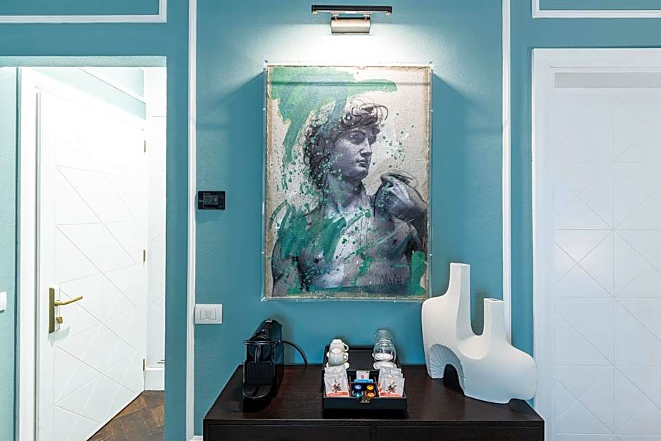 Glimpse Hotel