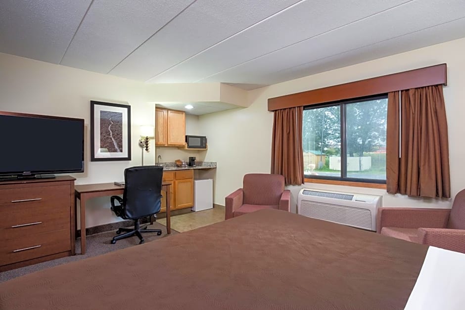 AmericInn by Wyndham Tomah