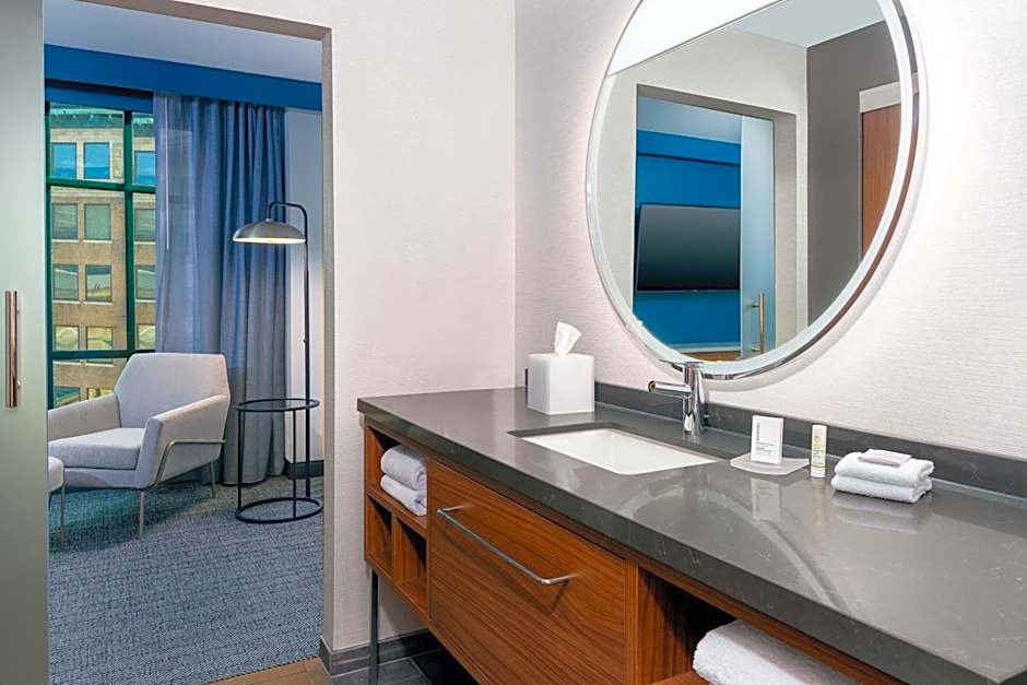 Courtyard by Marriott Atlanta Midtown