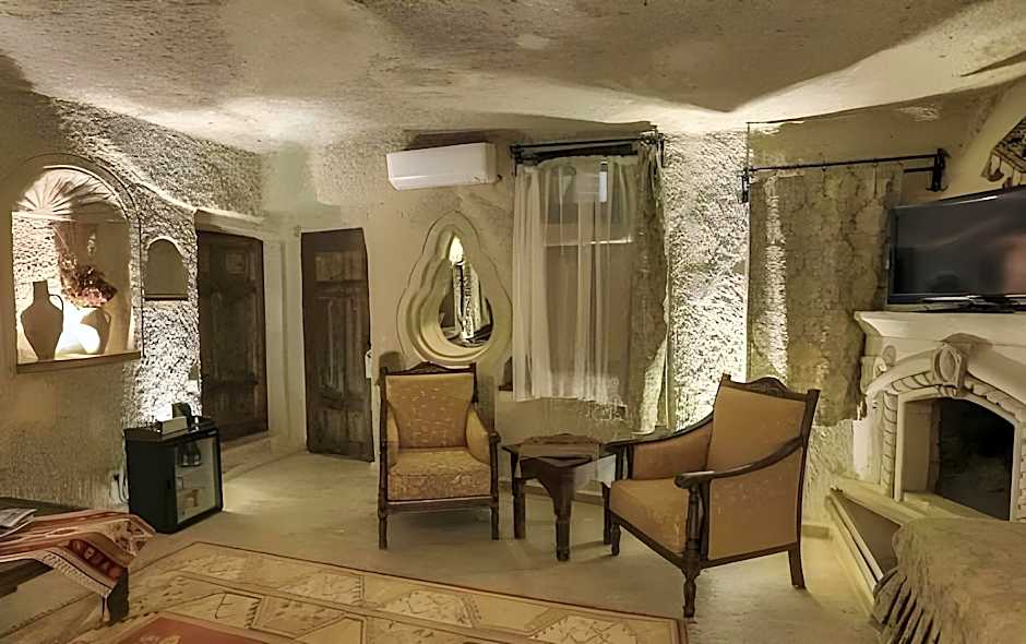 Hidden Cave Hotel