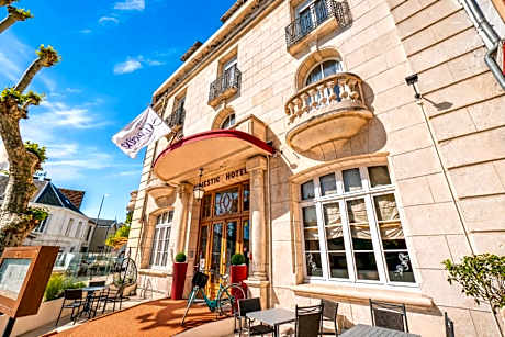 LOGIS Hotel Majestic Chatelaillon Plage - La Rochelle