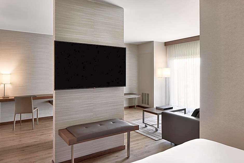 Photo 1 of 5 of Junior 1 King Bed Suite, Pool View