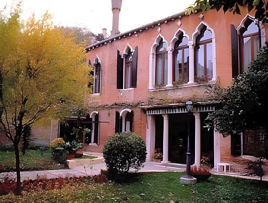 Pensione Accademia - Villa Maravege