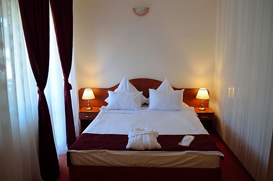 Hotel Rusu