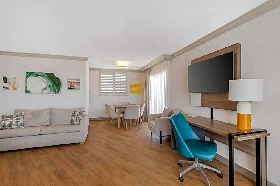 Comfort Inn & Suites Ormond Beach Oceanfront