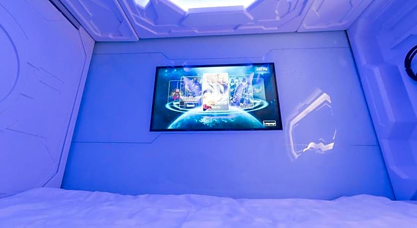 Seaview Capsule Hotel