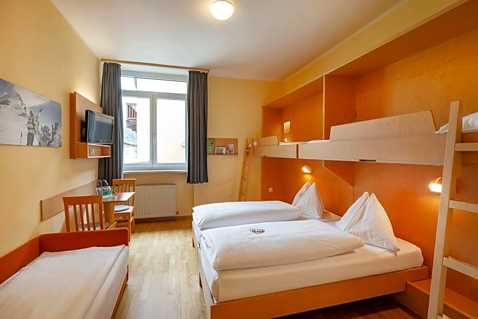 JUFA Hotel Kaprun - Summercard included