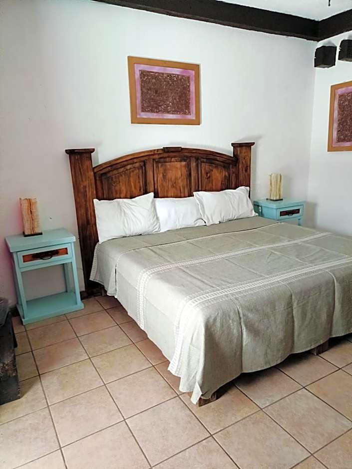 HOTEL BACANTES