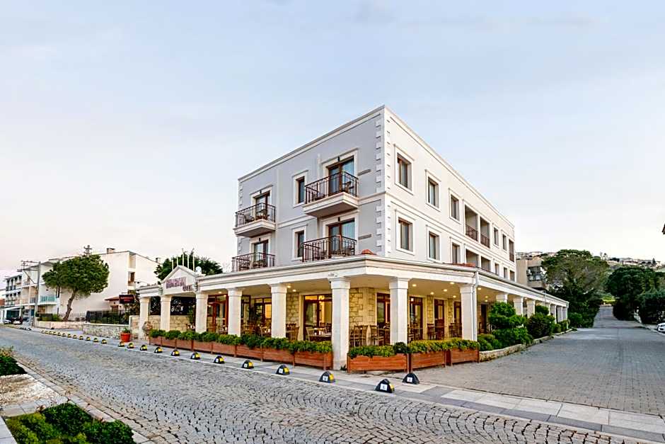 Hanedan Otel Foca Izmir