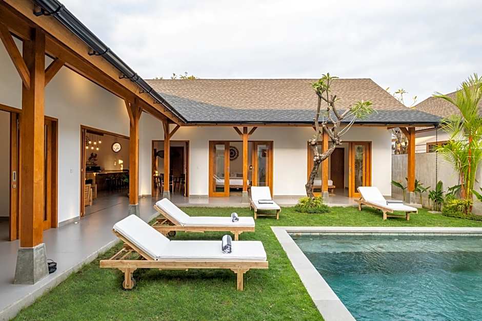 Lovely 3 Bedroom Villa Kembali