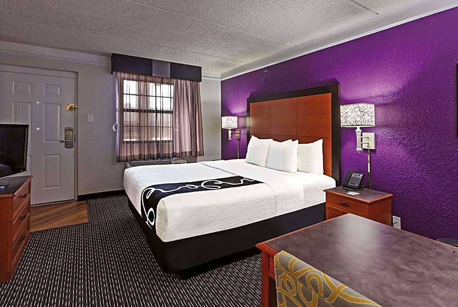 Travelodge by Wyndham Houston Cy-Fair