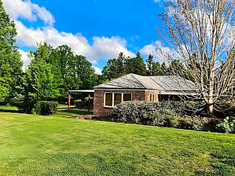 Moore Park Apartments