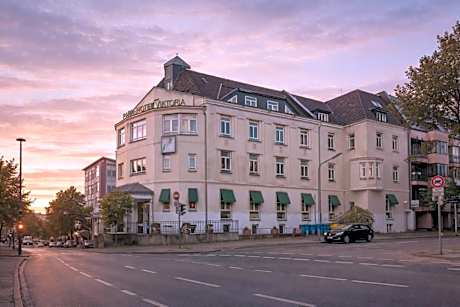 Hotel VIKTORIA Düsseldorf-Neuss - Self Check-In