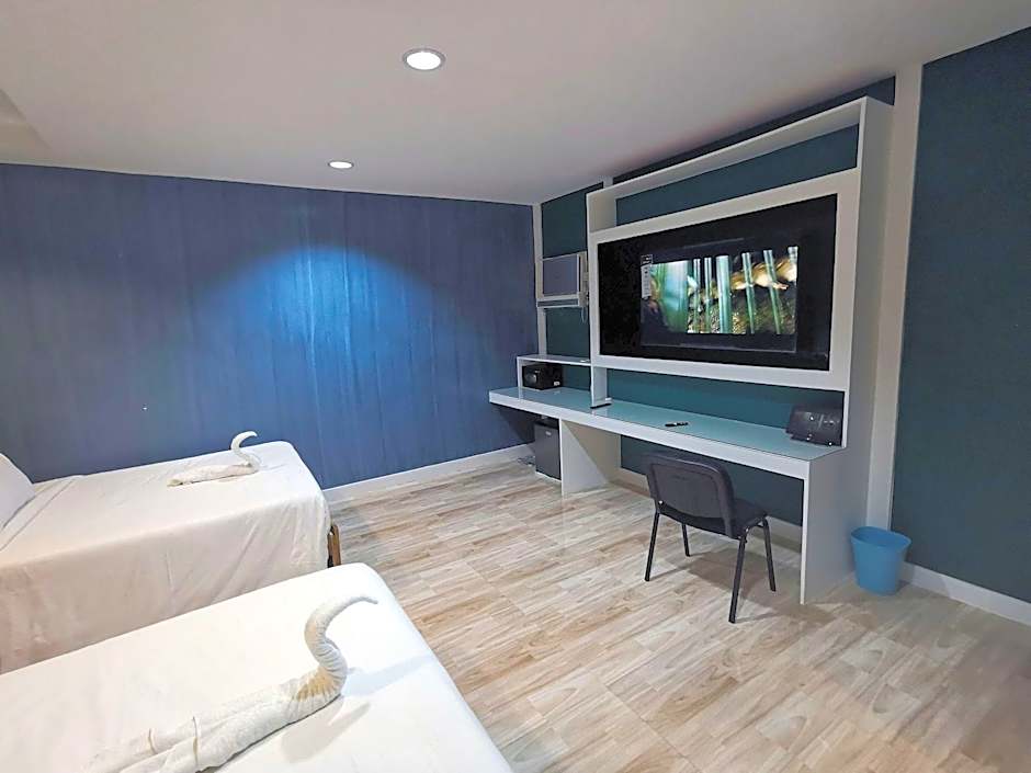 Pescadores Suites Moalboal
