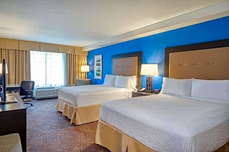 Room with Two Beds - Hearing Accessible - Non-Smoking