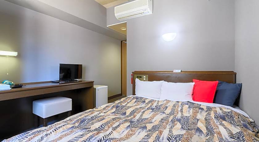 Tabist IWATA Station Hotel