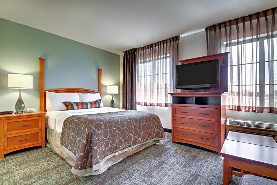 Staybridge Suites Madison - East