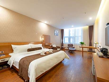 James Joyce - Feifan Delux Bed Room