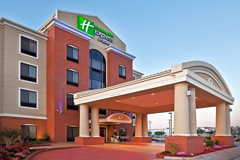 Holiday Inn Express Hotel & Suites Oklahoma City-West Yukon