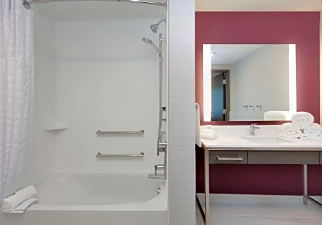 Suite Two Queen Beds