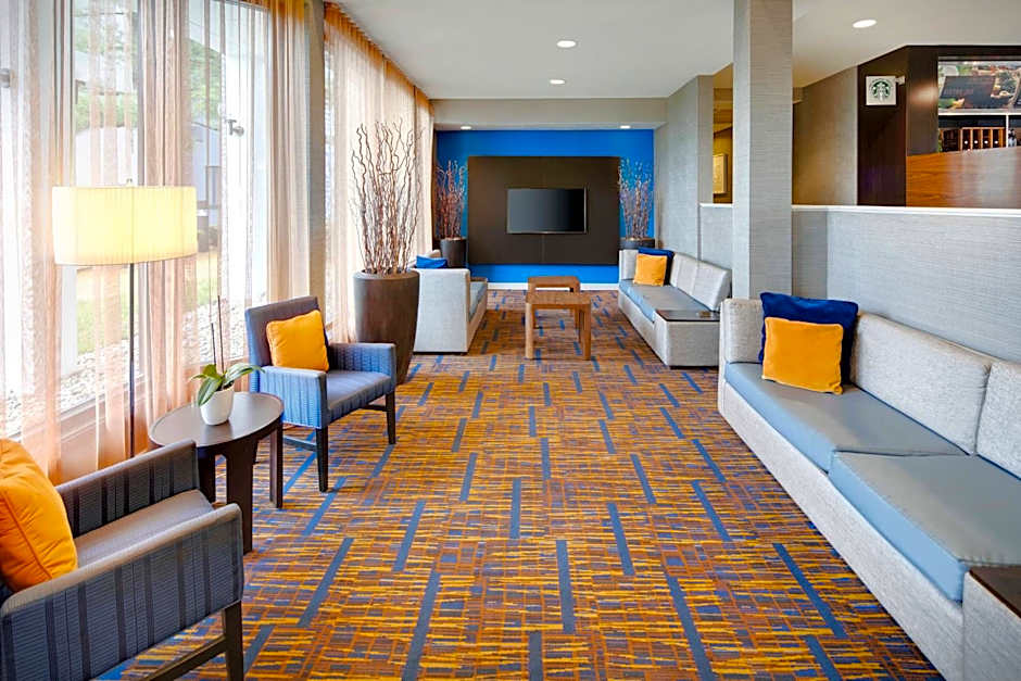 Courtyard by Marriott Detroit Southfield