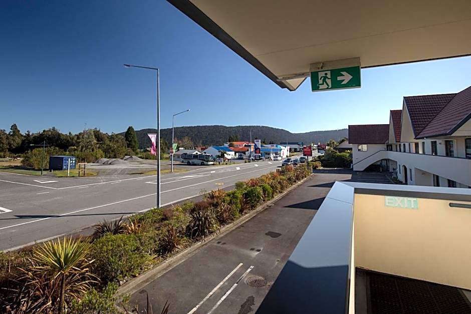 Bella Vista Fox Glacier Motel