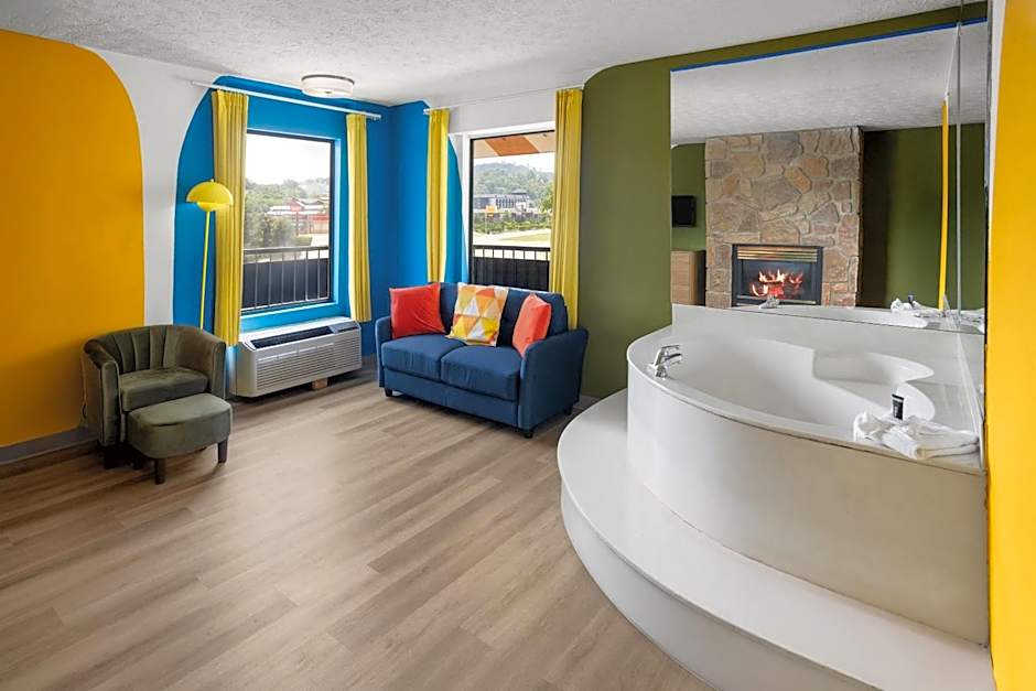 Days Inn By Wyndham Pigeon Forge South