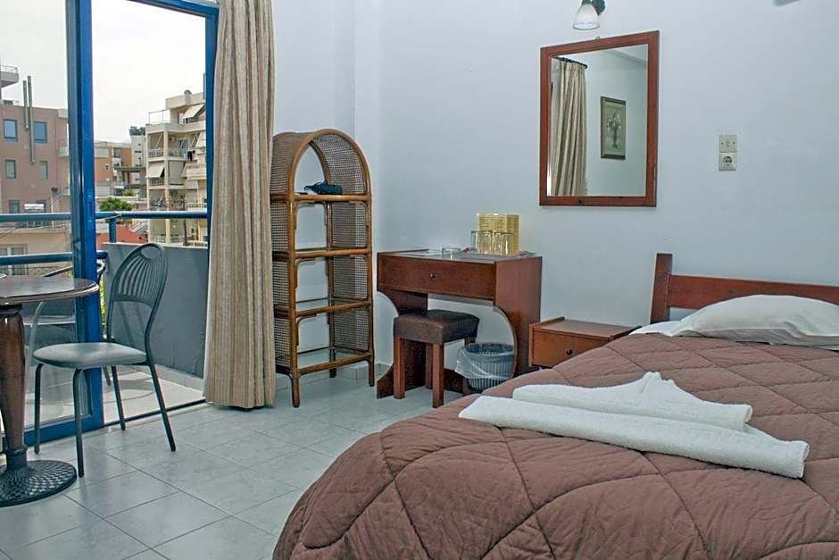 Danaos Hotel