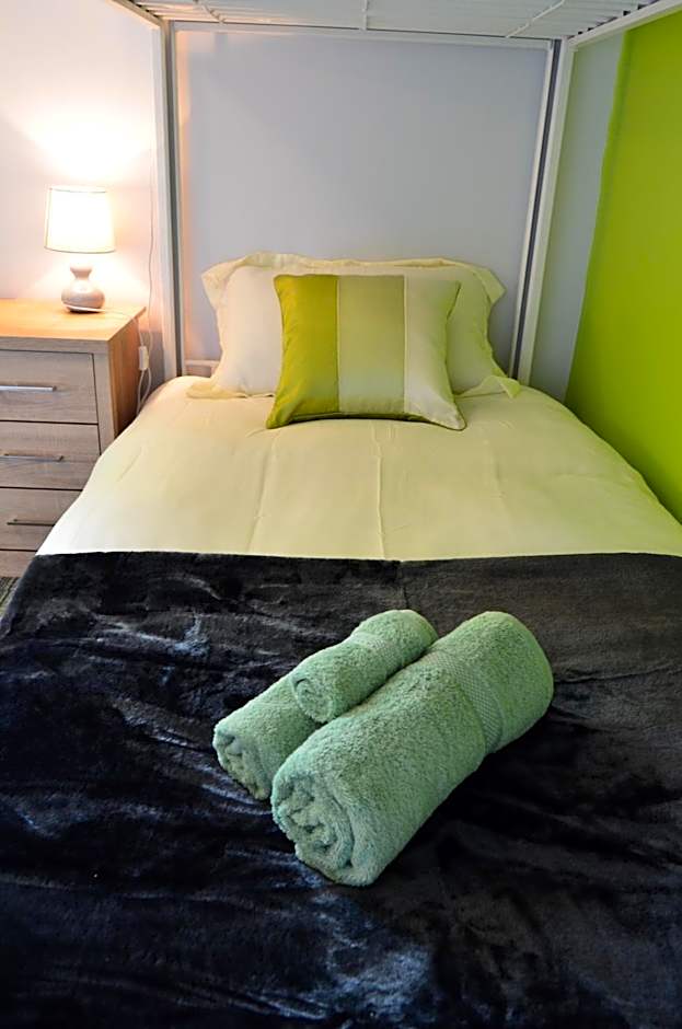 Old Trafford Guest House