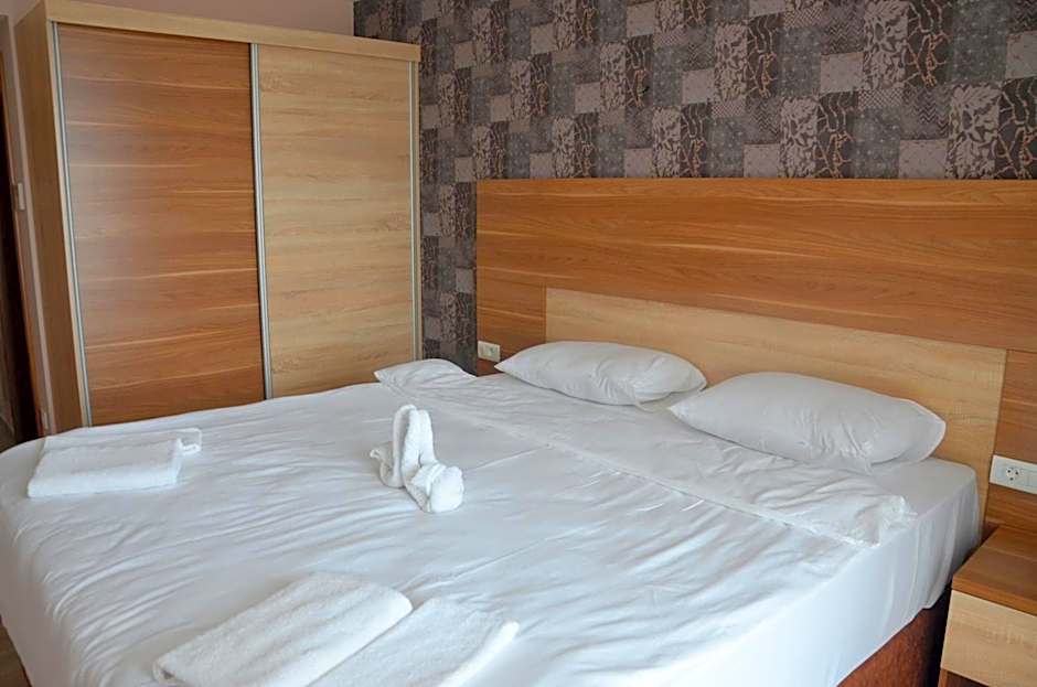 HOTEL IMPERIAL STRUGA