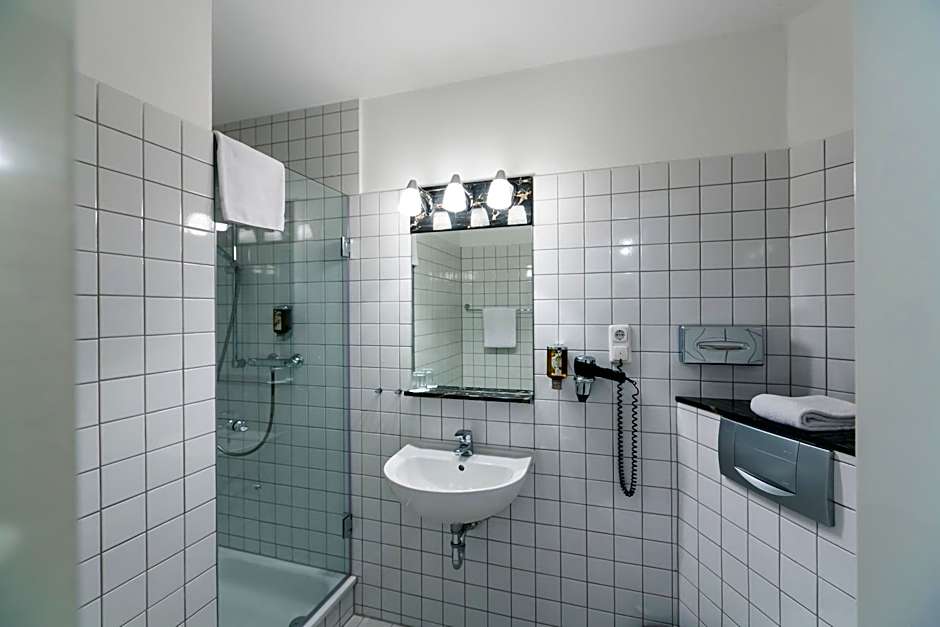 Wald & Golfhotel Lottental