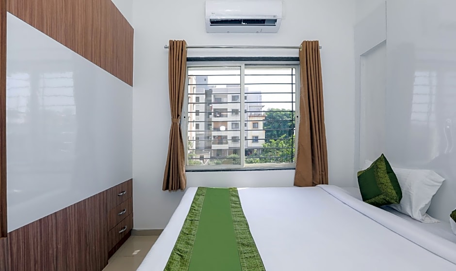 Treebo Sapphire Studio