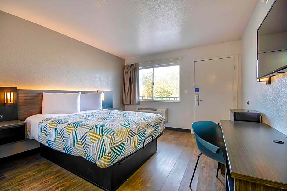 Motel 6-Albuquerque, NM - Midtown