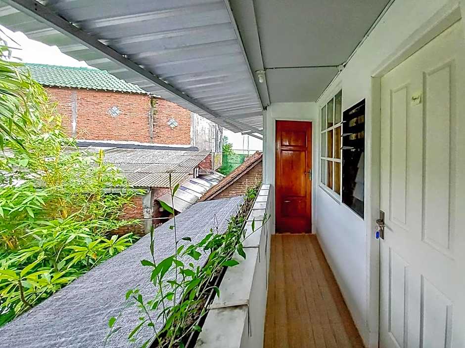 Labinda Homestay Caruban – Madiun, ID