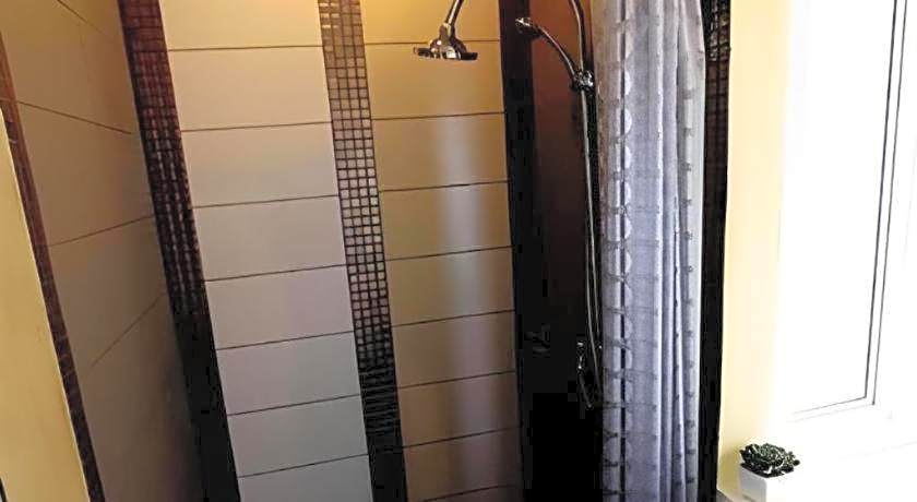 Bearing 26 Hotel