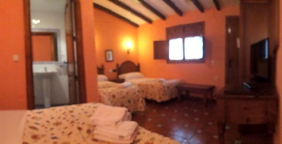 Hotel Hermanos Macias