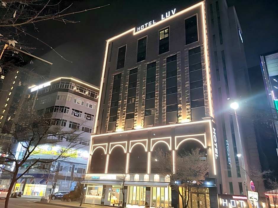 Business Design Hotel Luv