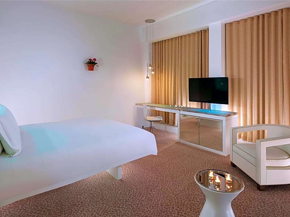 St Martins Lane London