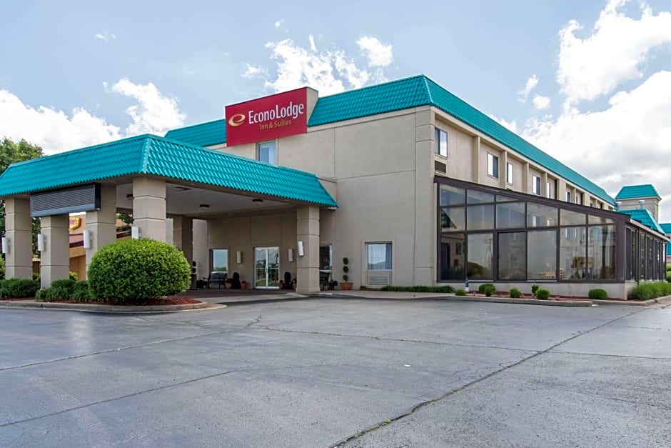 Econo Lodge Inn & Suites Joplin