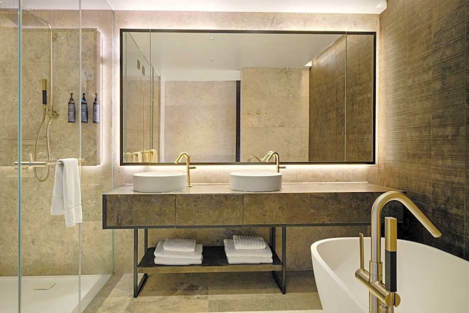 The Westin London City