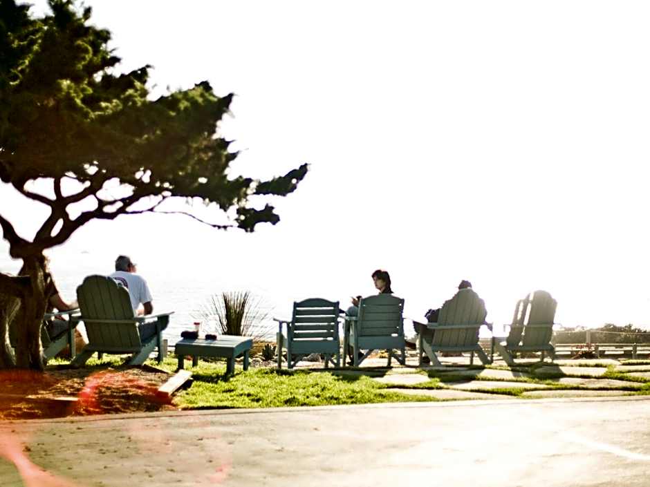 Cambria Shores Inn