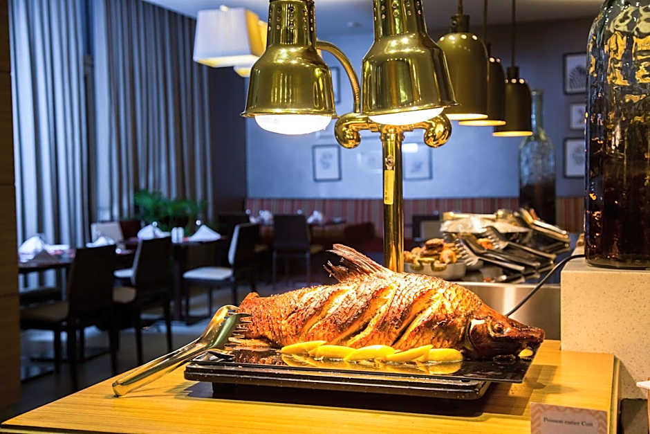 Kin Plaza Arjaan by Rotana