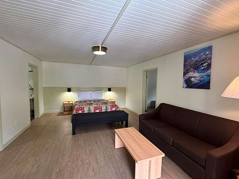 Ski Mountain Lodge
