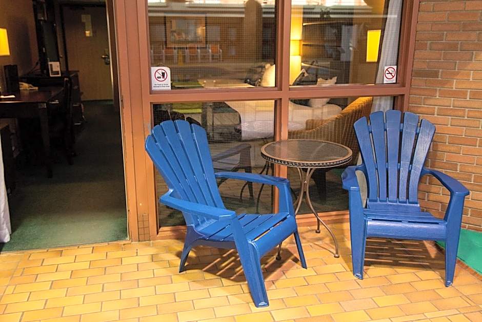 Medicine Hat Lodge, Trademark Collection by Wyndham