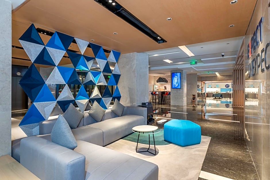 Holiday Inn Express Yangquan City Center By IHG