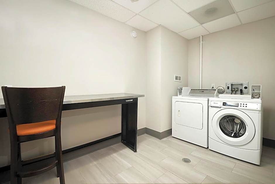 Holiday Inn Express Hotel & Suites Festus-South St. Louis By IHG